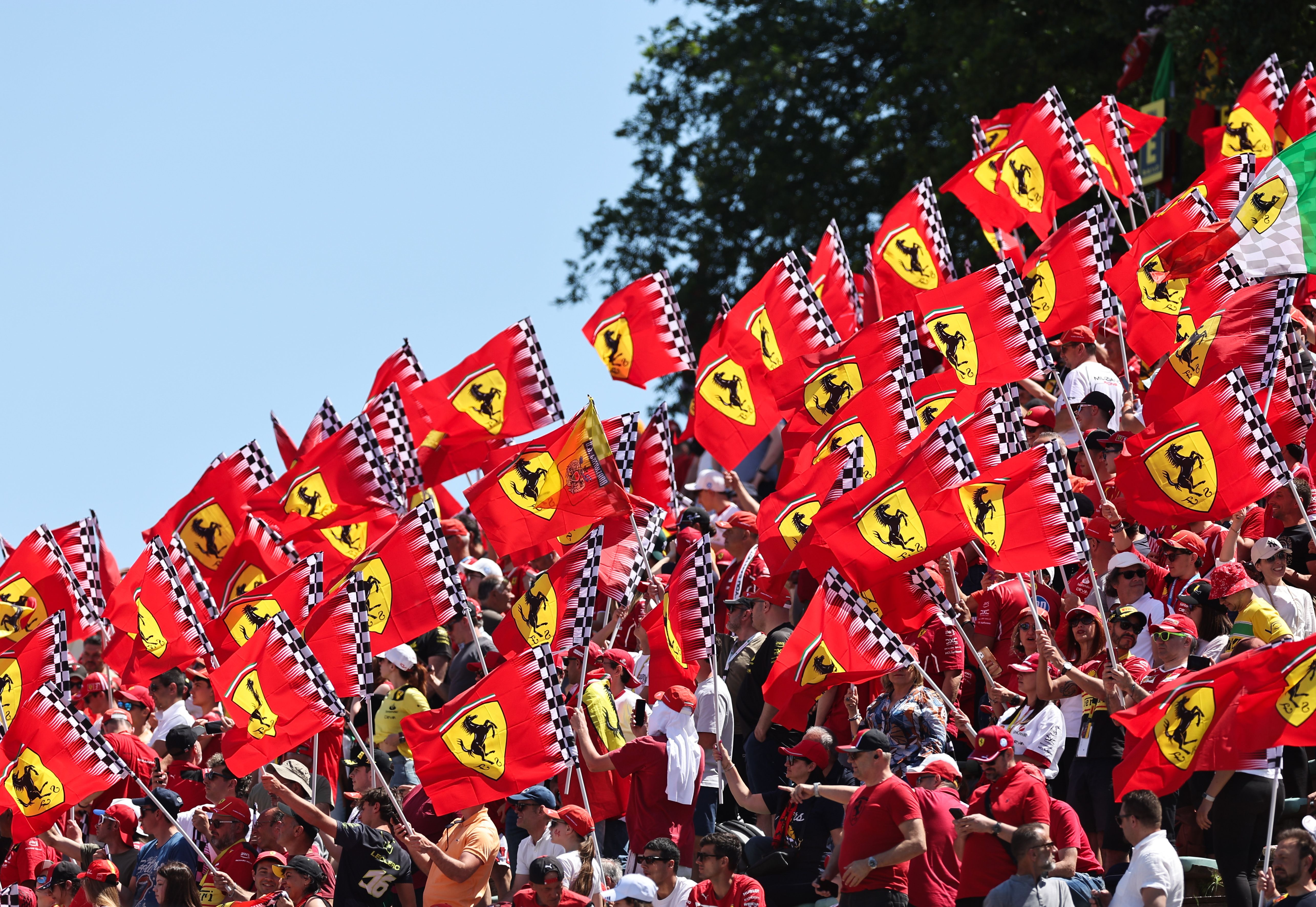 那不勒斯大胜热那亚，主场势如破竹取得胜利